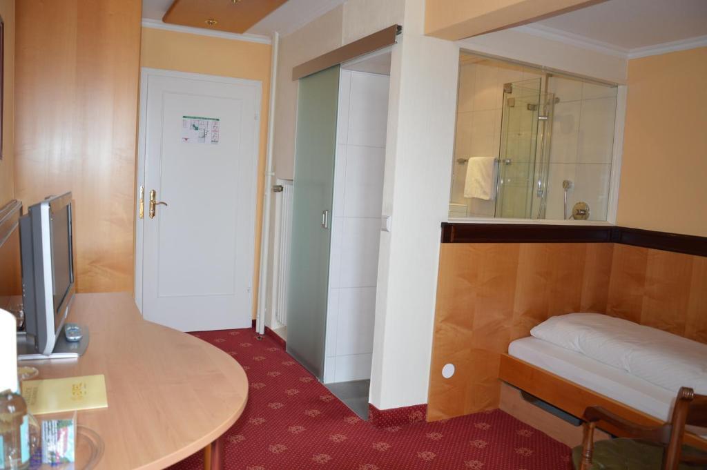 Hotel Engel Langenargen Room photo